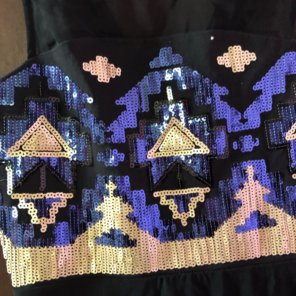 Dress - Picture 2 of 4